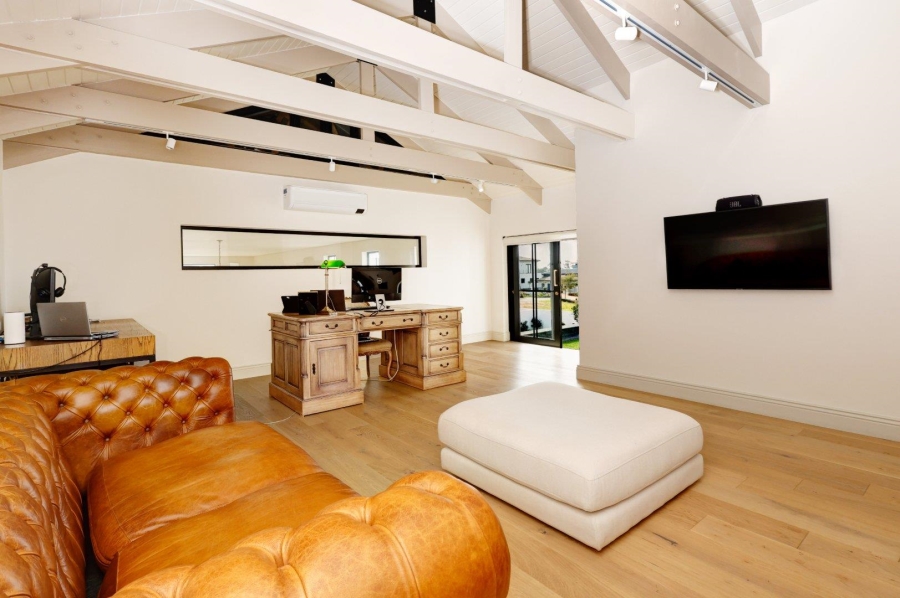 4 Bedroom Property for Sale in Clara Anna Fontein Western Cape